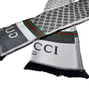 〰️ Gucci 〰️
Women's Black / Gray GG Scarf 🧣